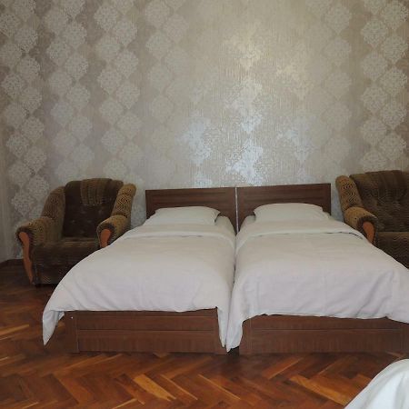 Blue Guesthouse Kazbegi Extérieur photo